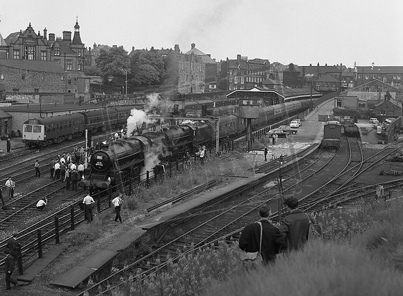 44871 44894 1968-08-04 Wigan Wallgate