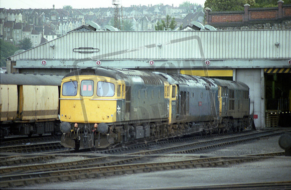 33050 1981c Bath Road