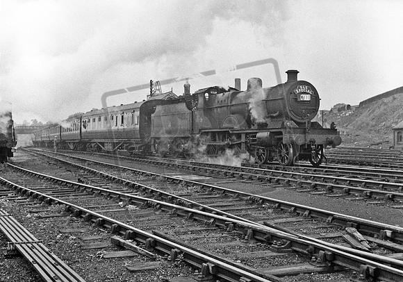 40928 1956-06-17 West Hallam
