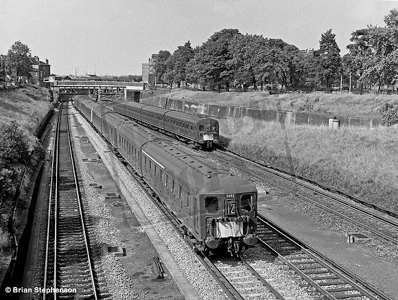 EMU 2682 1967-07-01 Clapham Junction