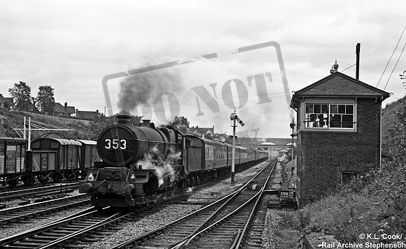 6011 1957-09-28 Gerrards Cross
