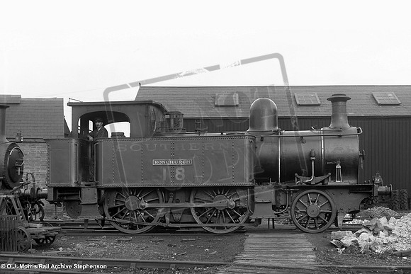 W18 1930s Newport