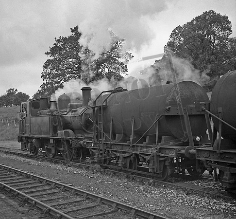 1421 1963-09-07 Hemyock