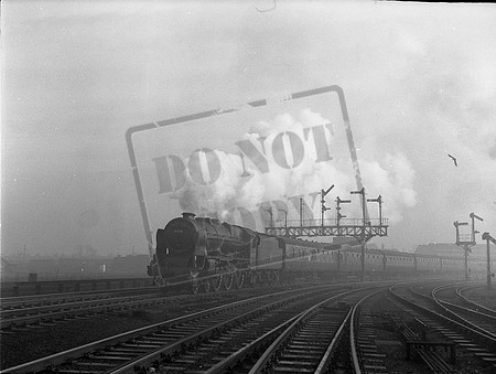 45735 1961 Chester on 09.20 Crewe-Holyhead-ROneg-JCs-223