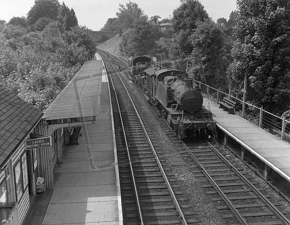 6122 1960s Reading West