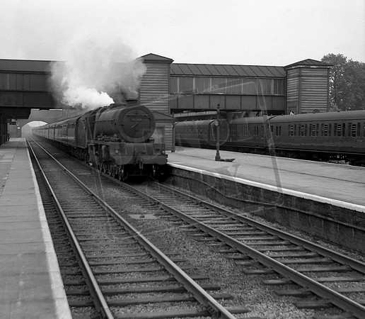 46208 1958-08-09 Harrow