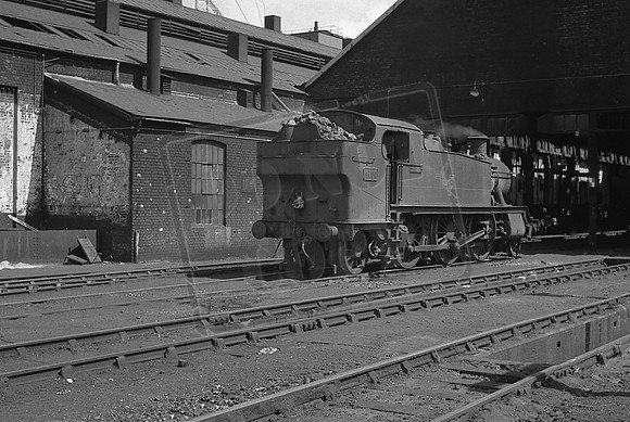4100 1965-08-05 Gloucester Horton Road
