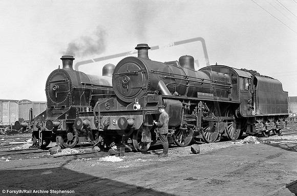 UTA 98 1962-03-31 Adelaide shed Belfast
