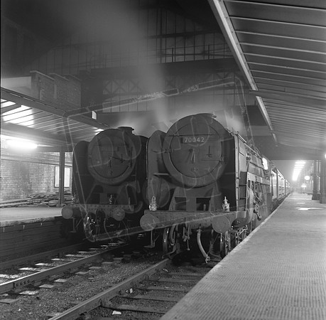 70042 70021 1965 Preston