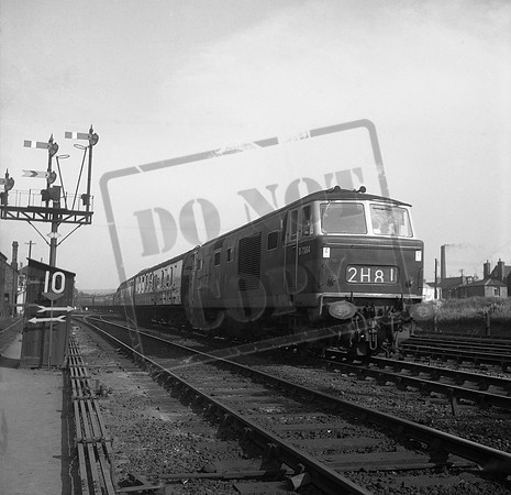 D7004 1960s Tramway Junction Gloucester