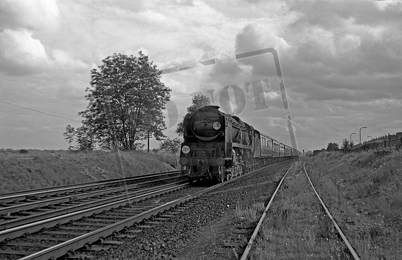 34071 1966-07 near Eastleigh