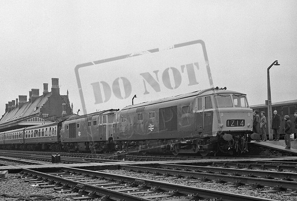 D7001 1973-09-22 Hereford