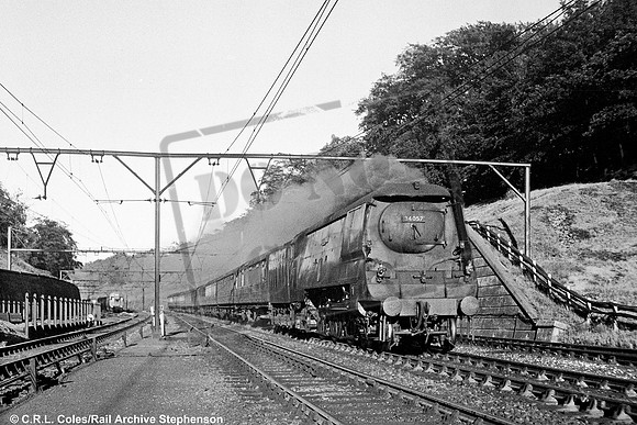 34057 1951 Brentwood Bank