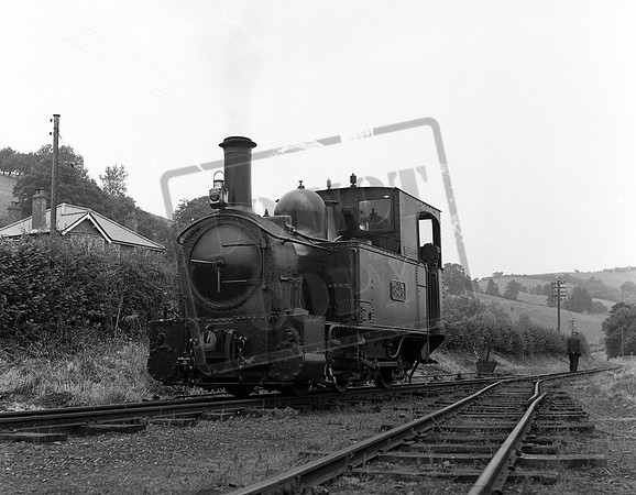 WLR 823 1949-07-09 Llanfair-ROneg-1811-146