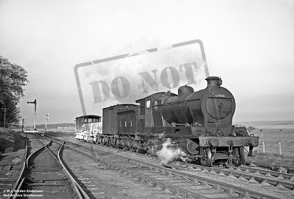 57956 1952 Kinloss