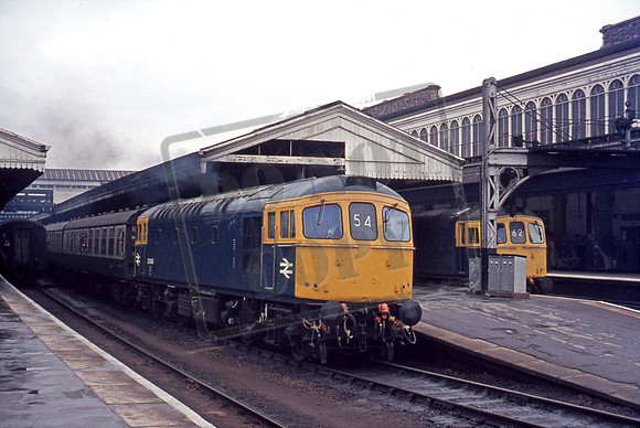 33046 1975 Exeter