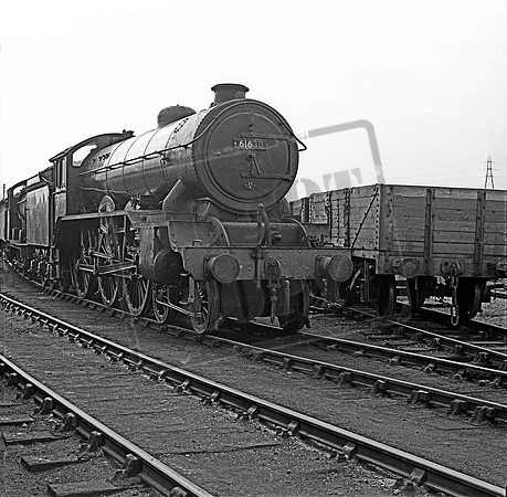 61630 1957-09-28 Stratford