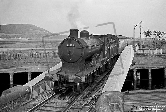 54470 1952 Clachnaharry swing bridge