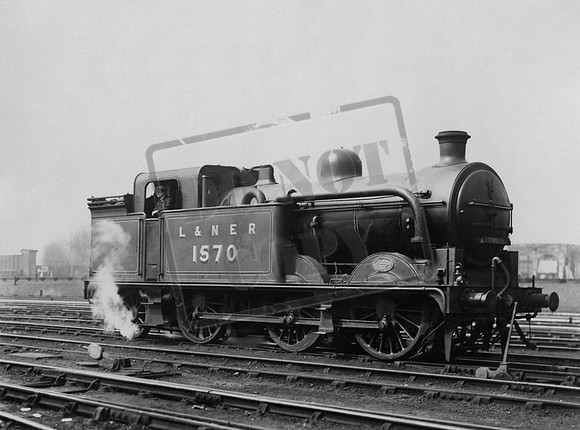 1570 1924 Finsbury Park