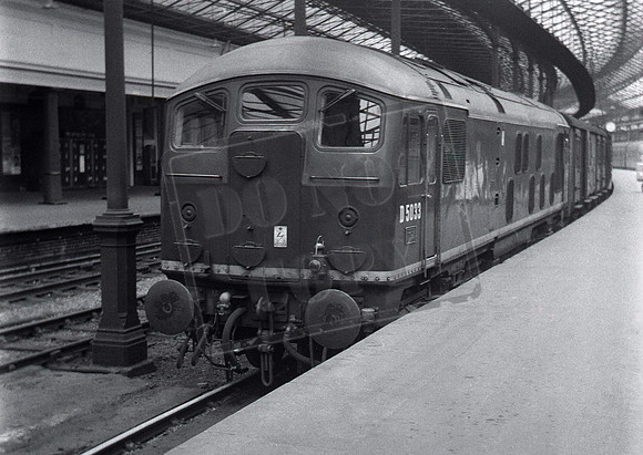 D5033 1960c Euston