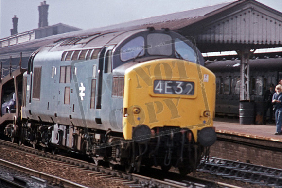37xxx 1975 Reading