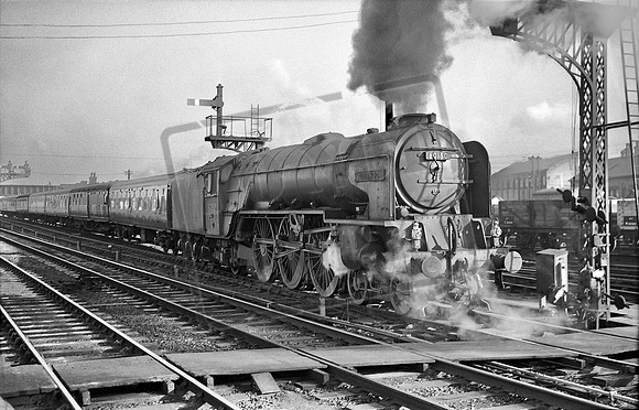 60150 1962-04-09 Peterborough Station