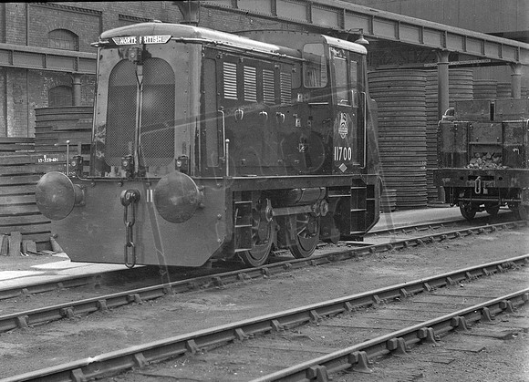 11700 1953-07-07 Darlington