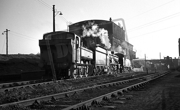 6421 5092 5551 1956-05 Laira