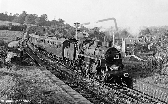 77014 1966-10-16 Spetisbury