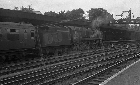 34001 1966-08-09 Bournemouth-ROneg-Solent206-183