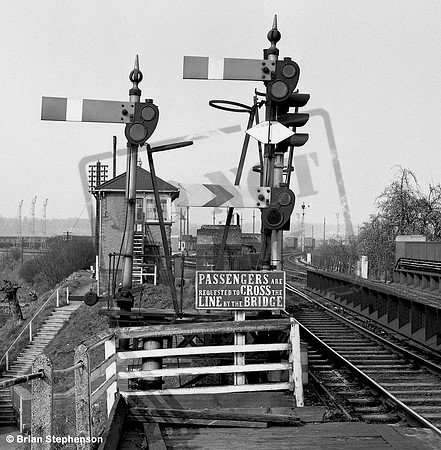 Signals 1965-04-03 Reading West