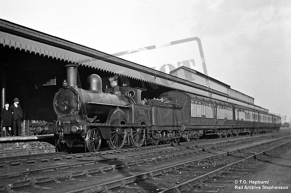 LNWR 424 1922c Nottingham London Road