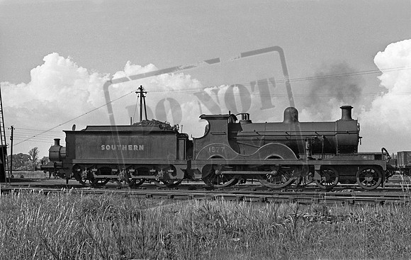 1577 1949c Ashford shed
