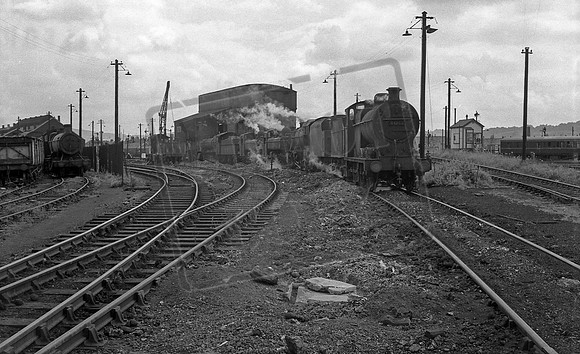 44269 1965-08-03 Gloucester Horton Road