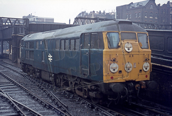 31004 1976-12-18 Liverpool Street