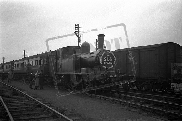 1438 1954-11-13 Wolverhampton Victoria Basin