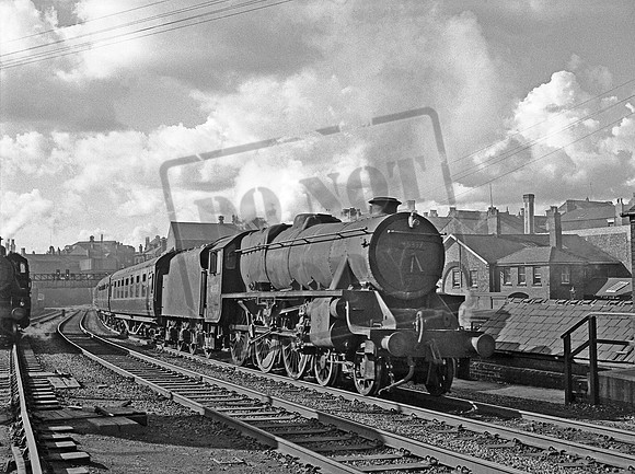 45337 1960s Wigan Wallgate