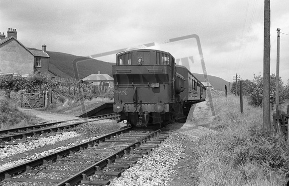 9609 1964-06-10 Clyne Halt