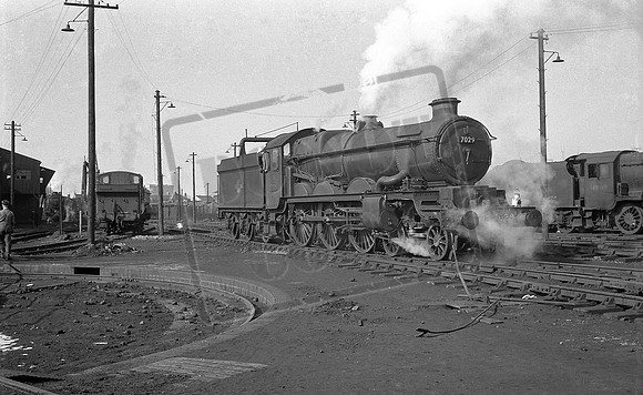 7029 1965-03-08 Gloucester Horton Road