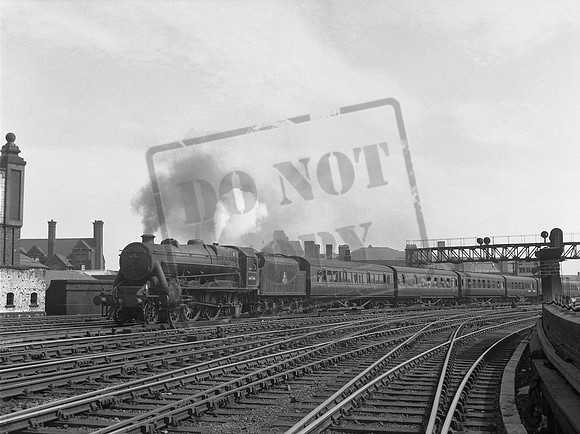 44744 1960-06 Salford