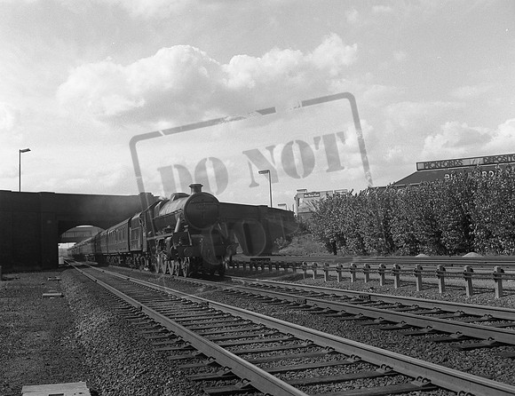 45631 1959-08-15 Harrow