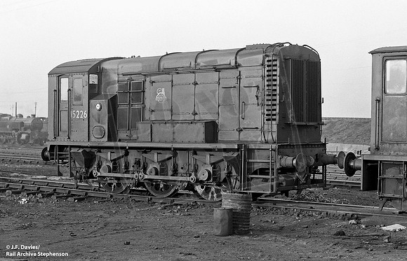 15226 1956-03-10 Hither Green shed