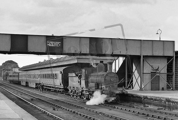 CIE 665 1954-06-18 Bray Station