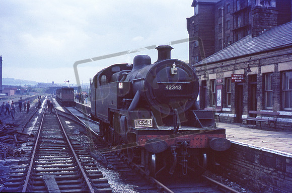 42343 1965-08-07 Royton