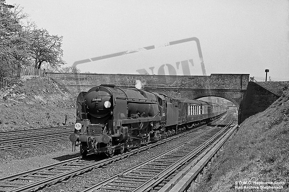 34001 1966-04-30 Weybridge