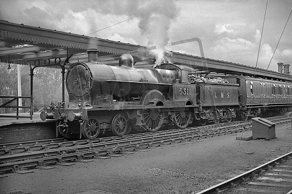 5311 1936-06-01 Northampton Castle