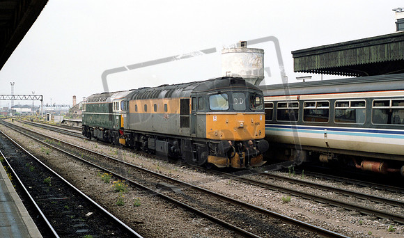 33025 1998-05-22 Cardiff Central