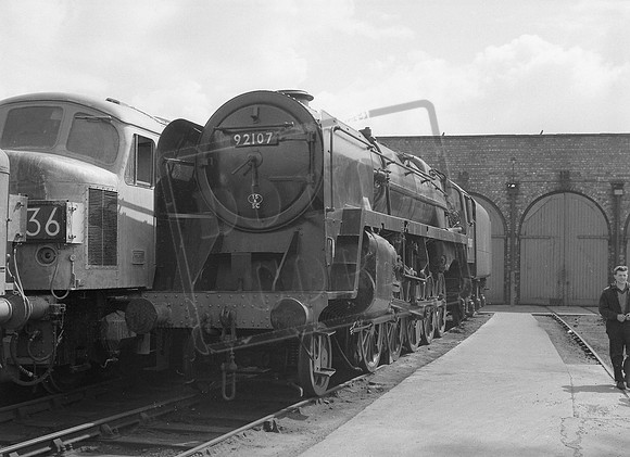 92107 1961-05 Crewe Works