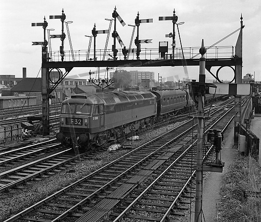 D1599 1964-08 Reading West Box
