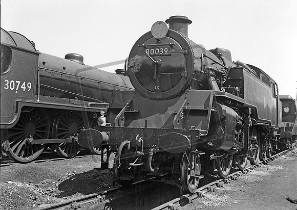 80039 1952 Bournemouth shed